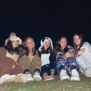 Meet your Posher, Julia